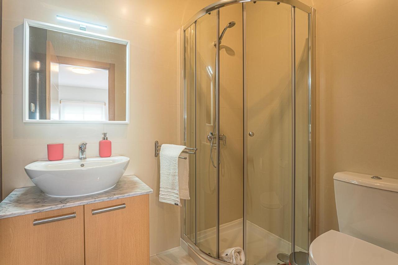 Apartamento T3 mar Azul Appartamento Nazaré Esterno foto