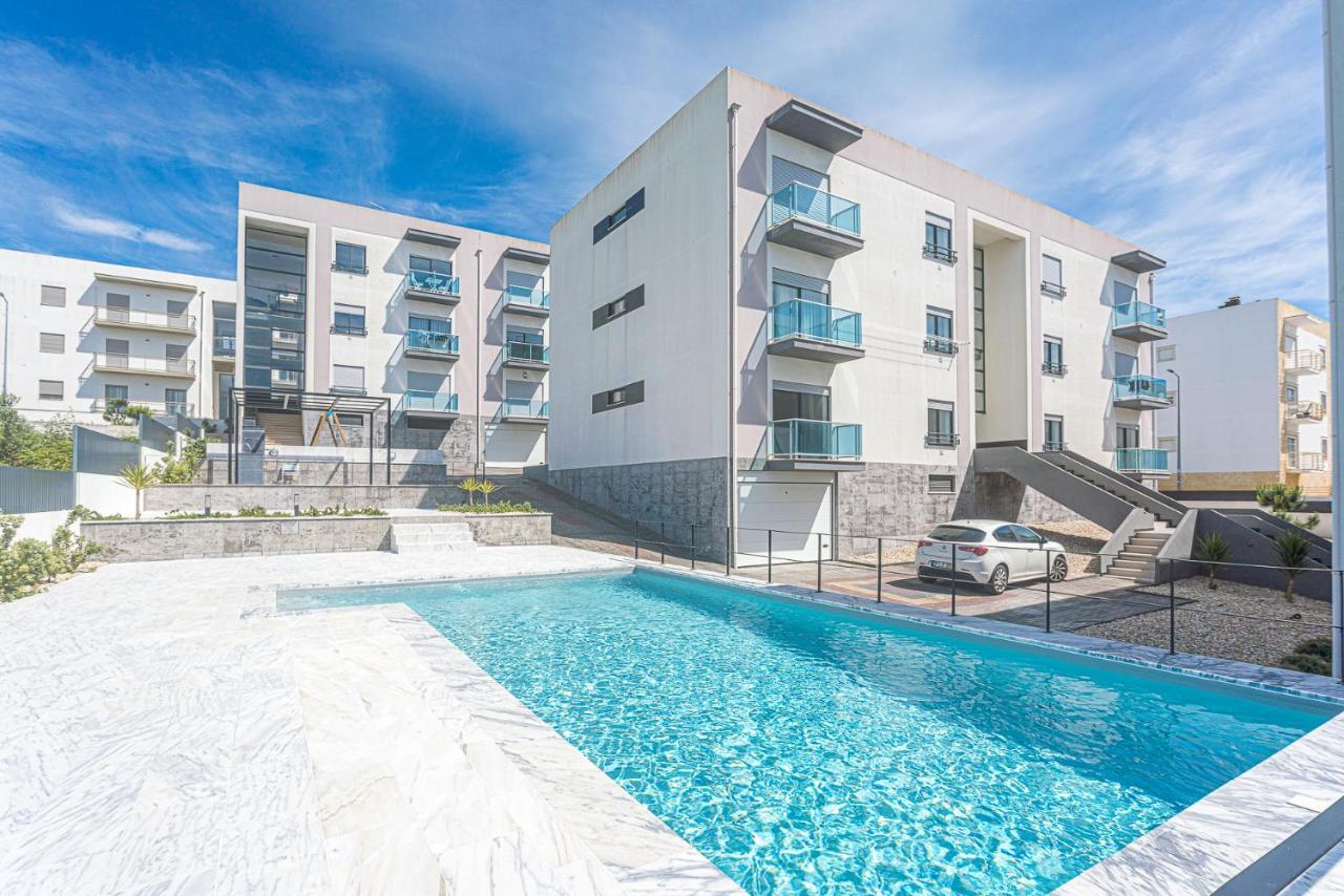 Apartamento T3 mar Azul Appartamento Nazaré Esterno foto
