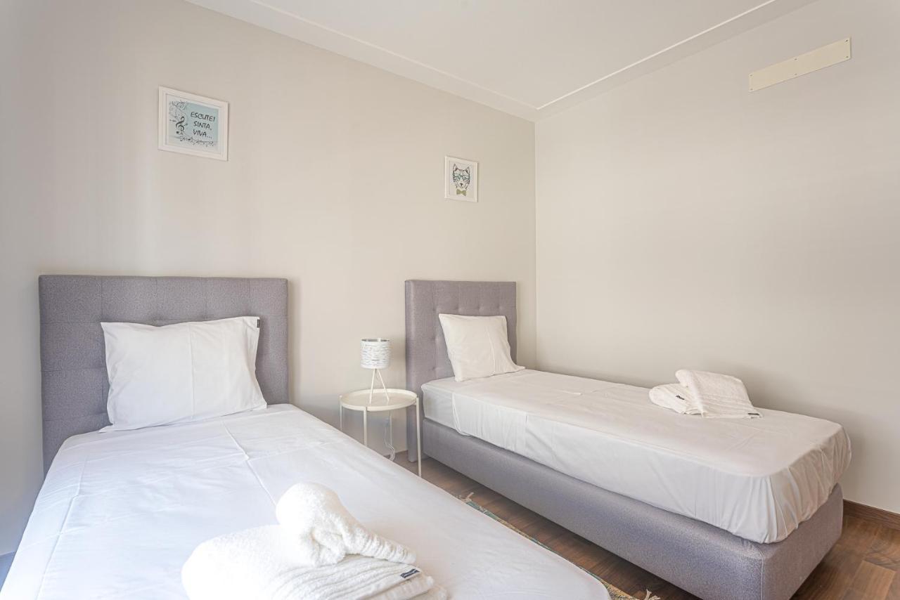 Apartamento T3 mar Azul Appartamento Nazaré Esterno foto